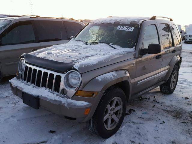 1J4GL58K85W657989 - 2005 JEEP LIBERTY LI TAN photo 2