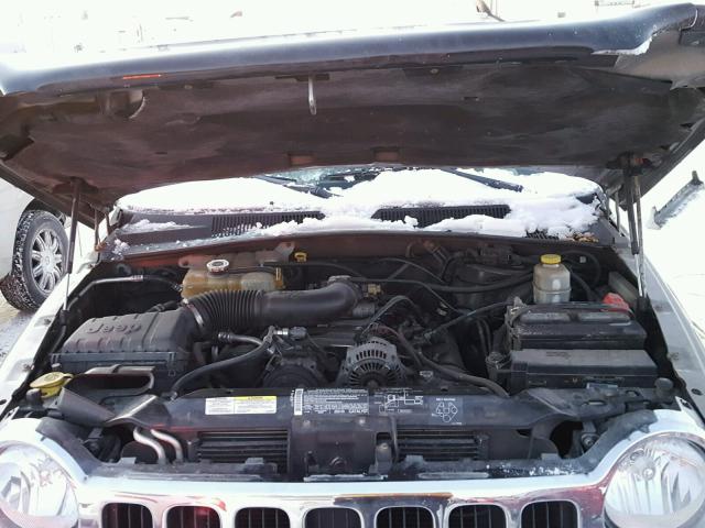 1J4GL58K85W657989 - 2005 JEEP LIBERTY LI TAN photo 7