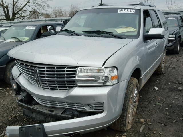 5LMJJ2J58AEJ08905 - 2010 LINCOLN NAVIGATOR 银色 照片 2