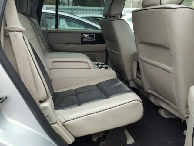 5LMJJ2J58AEJ08905 - 2010 LINCOLN NAVIGATOR 银色 照片 6