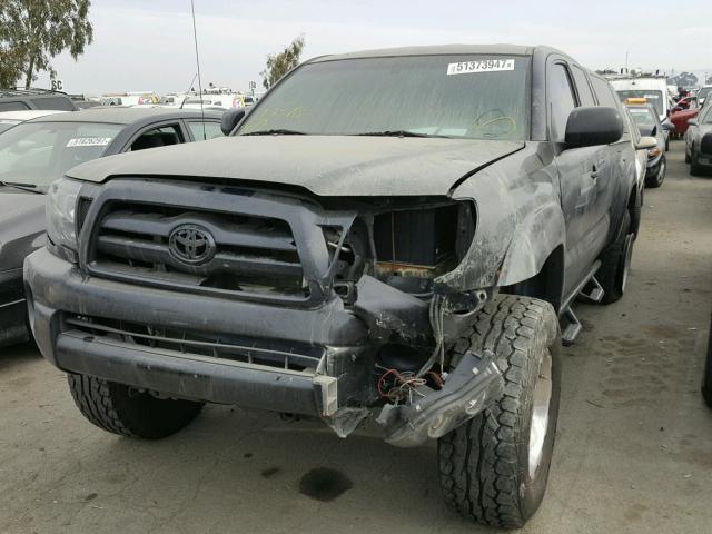 5TETX62NX9Z634157 - 2009 TOYOTA TACOMA PRE BLACK photo 2