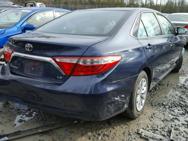 4T1BF1FK8FU991838 - 2015 TOYOTA CAMRY LE BLUE photo 4