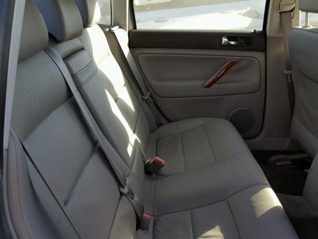 WVWRH63B82P433222 - 2002 VOLKSWAGEN PASSAT GLX SILVER photo 6