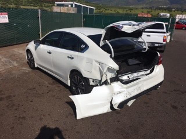 1N4AL3AP7GC276943 - 2016 NISSAN ALTIMA 2.5 WHITE photo 3