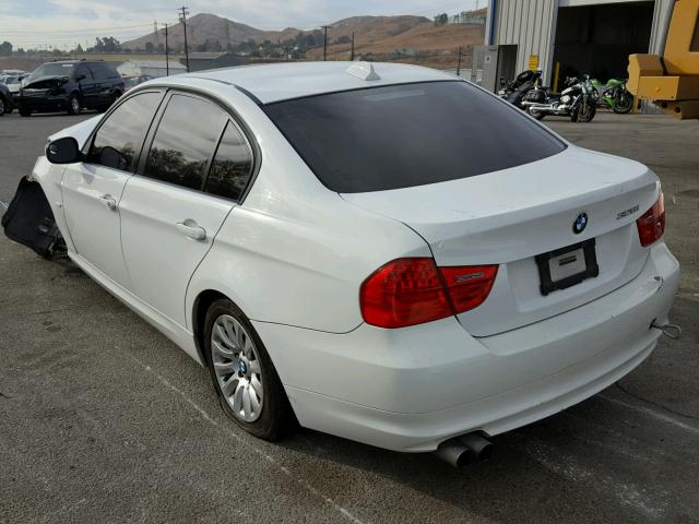 WBAPH53549A437922 - 2009 BMW 328 I SULE WHITE photo 3