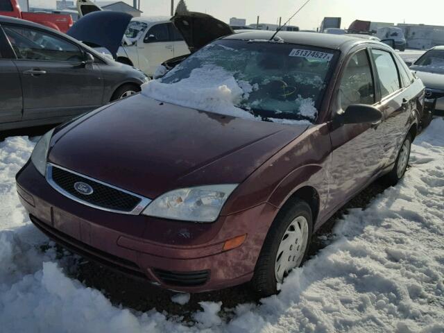 1FAFP34N86W217501 - 2006 FORD FOCUS ZX4 RED photo 2