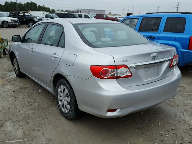 2T1BU4EE3BC634212 - 2011 TOYOTA COROLLA BA SILVER photo 3