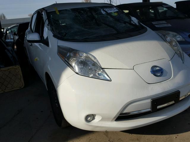 1N4AZ0CP7GC311281 - 2016 NISSAN LEAF S WHITE photo 1