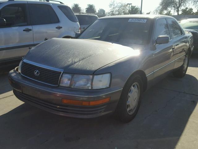 JT8UF11E3P0185704 - 1993 LEXUS LS 400 GOLD photo 2