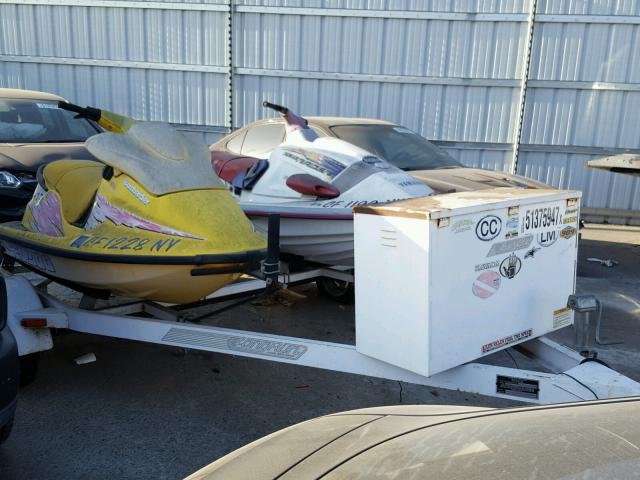 YAMA3930J596 - 1996 YAMAHA JETSKI WHITE photo 1