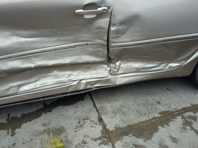 4T1BF30KX3U548591 - 2003 TOYOTA CAMRY LE GOLD photo 10