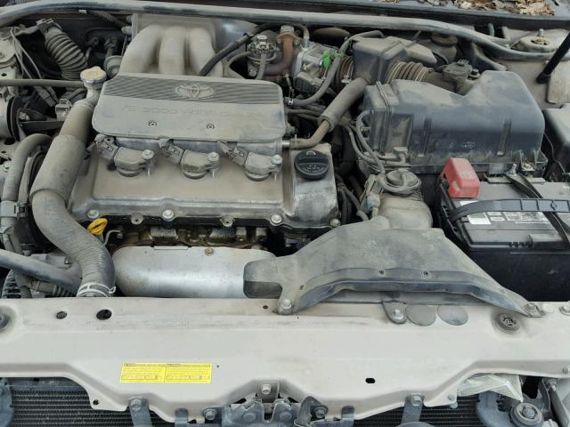 4T1BF30KX3U548591 - 2003 TOYOTA CAMRY LE GOLD photo 7