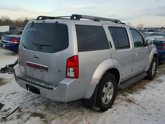 5N1AR18W47C623988 - 2007 NISSAN PATHFINDER SILVER photo 4