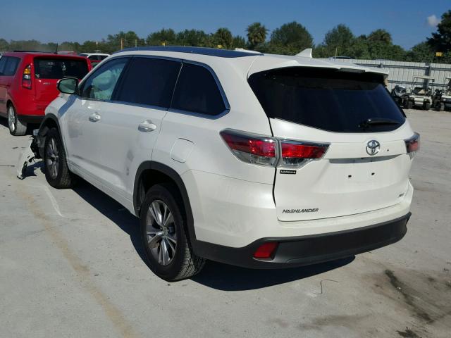 5TDKKRFH7FS092900 - 2015 TOYOTA HIGHLANDER WHITE photo 3