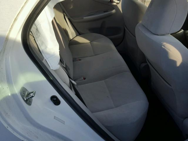 1NXBU4EE7AZ209279 - 2010 TOYOTA COROLLA BA WHITE photo 6