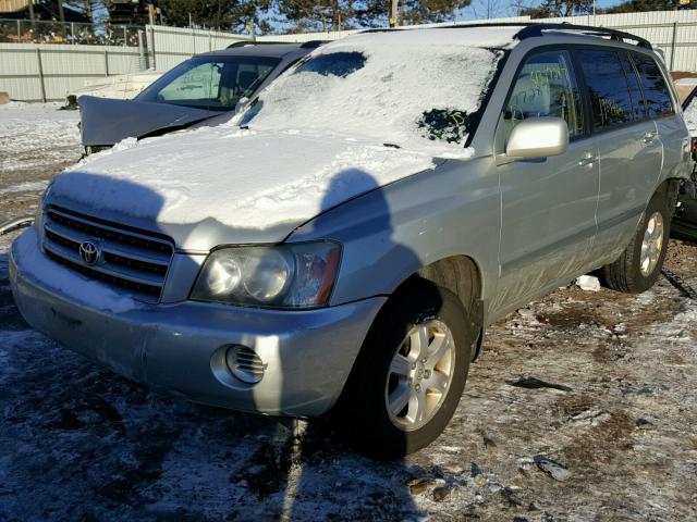 JTEHF21A330124333 - 2003 TOYOTA HIGHLANDER SILVER photo 2