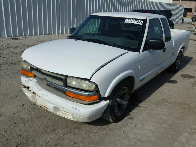 1GCCS19W818217691 - 2001 CHEVROLET S TRUCK S1 WHITE photo 2