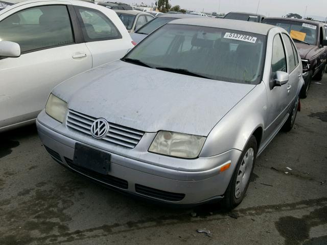 3VWRC29M2YM185240 - 2000 VOLKSWAGEN JETTA GL SILVER photo 2