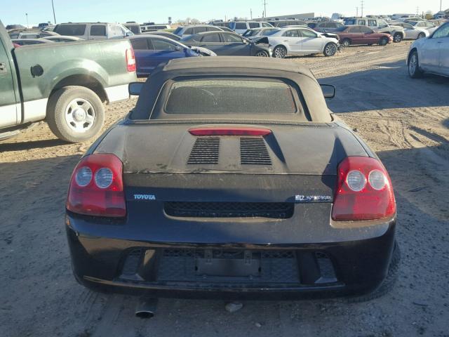 JTDFR320040067749 - 2004 TOYOTA MR2 SPYDER BLACK photo 6