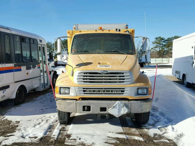 2FZACGDC04AM45425 - 2004 STERLING TRUCK ACTERRA YELLOW photo 9