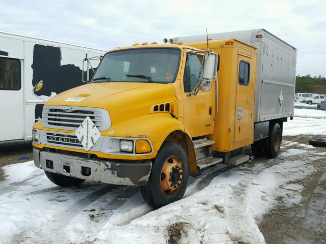 2FZACGDC44AM45430 - 2004 STERLING TRUCK ACTERRA YELLOW photo 2