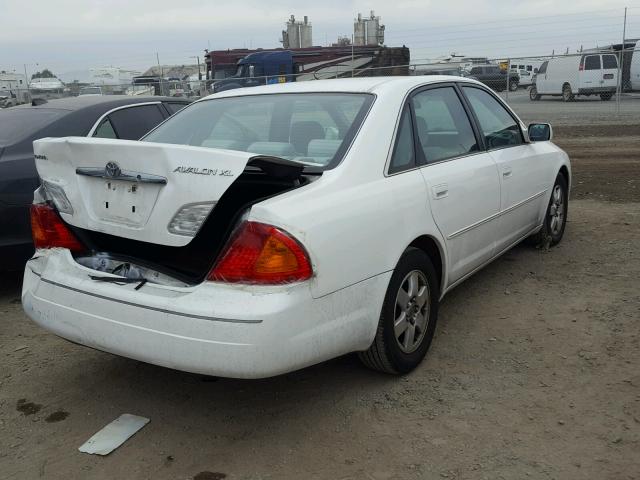 4T1BF28B9YU037895 - 2000 TOYOTA AVALON XL WHITE photo 4