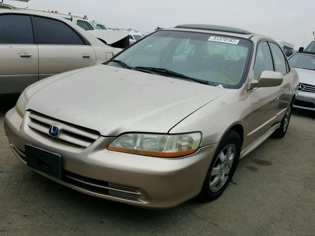 1HGCG66831A084711 - 2001 HONDA ACCORD EX GOLD photo 2