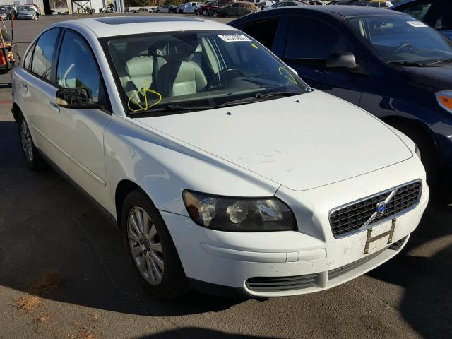 YV1MS390352053085 - 2005 VOLVO S40 2.4I WHITE photo 1