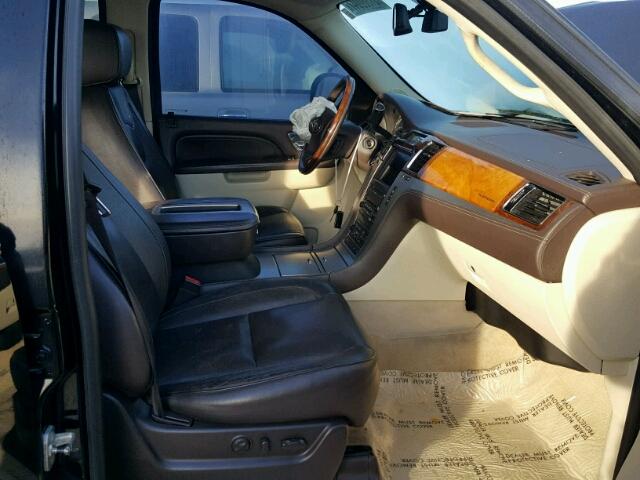 1GYUKDEF9AR157873 - 2010 CADILLAC ESCALADE P BLACK photo 5