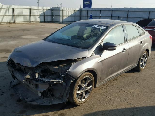 1FADP3F2XDL247396 - 2013 FORD FOCUS SE GRAY photo 2