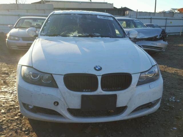 WBAPK5C5XBF122553 - 2011 BMW 328 XI SUL WHITE photo 9