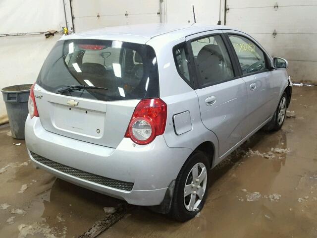 KL1TD6DE0AB103331 - 2010 CHEVROLET AVEO LS GRAY photo 4