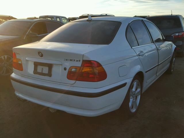 WBAEW53415PN39402 - 2005 BMW 330 XI WHITE photo 4