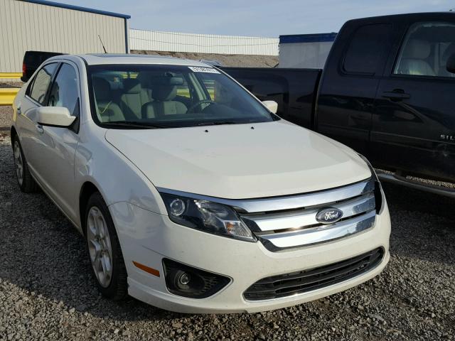 3FAHP0HA3AR420399 - 2010 FORD FUSION SE WHITE photo 1