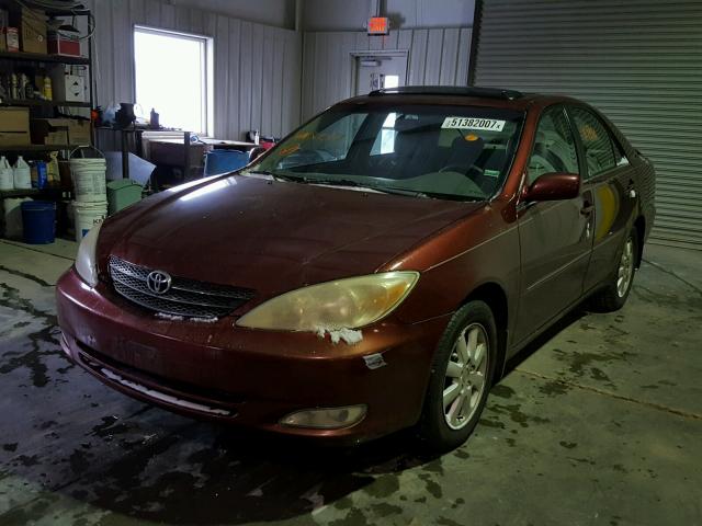 4T1BE32K14U305141 - 2004 TOYOTA CAMRY LE RED photo 2