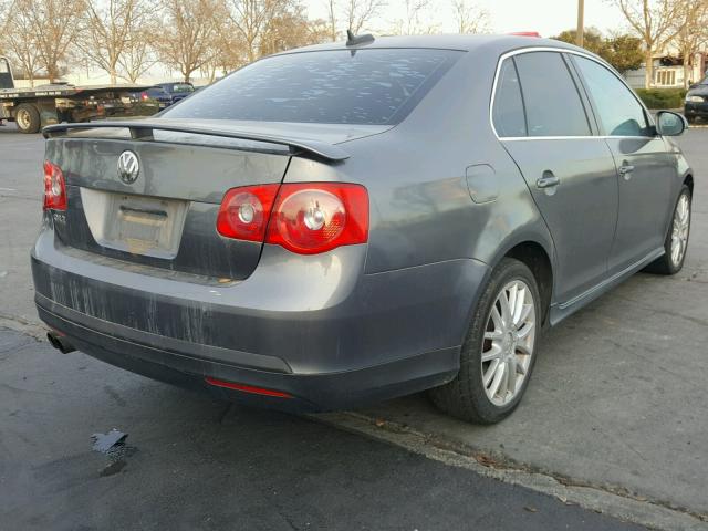 3VWXJ71K56M646464 - 2006 VOLKSWAGEN JETTA GLI GRAY photo 4