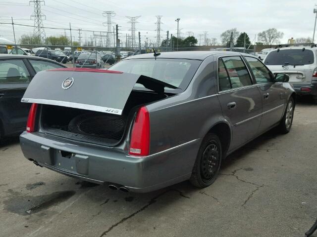 1G6KD57977U234138 - 2007 CADILLAC DTS GRAY photo 4