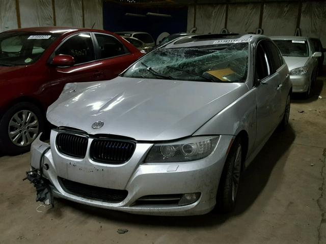 WBAPL33569A404407 - 2009 BMW 335 XI SILVER photo 2