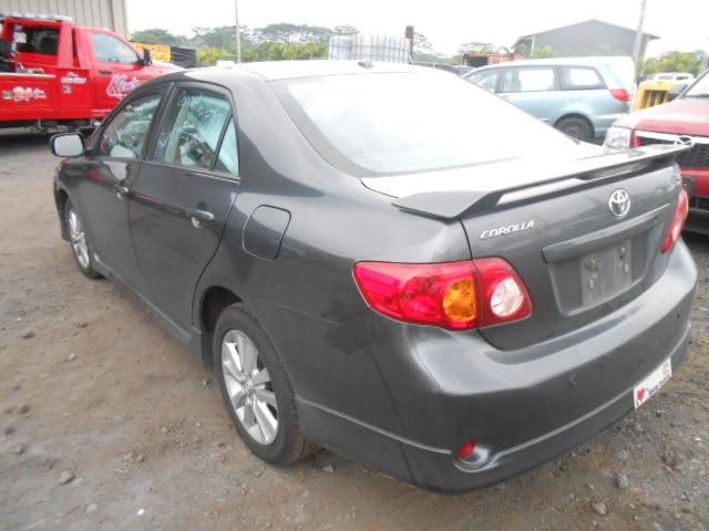 1NXBU4EE6AZ323872 - 2010 TOYOTA COROLLA BA GRAY photo 3