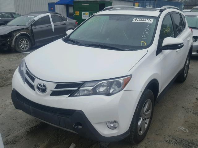 2T3WFREV4FW181691 - 2015 TOYOTA RAV4 XLE WHITE photo 2