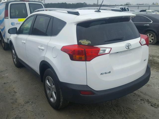 2T3WFREV4FW181691 - 2015 TOYOTA RAV4 XLE WHITE photo 3