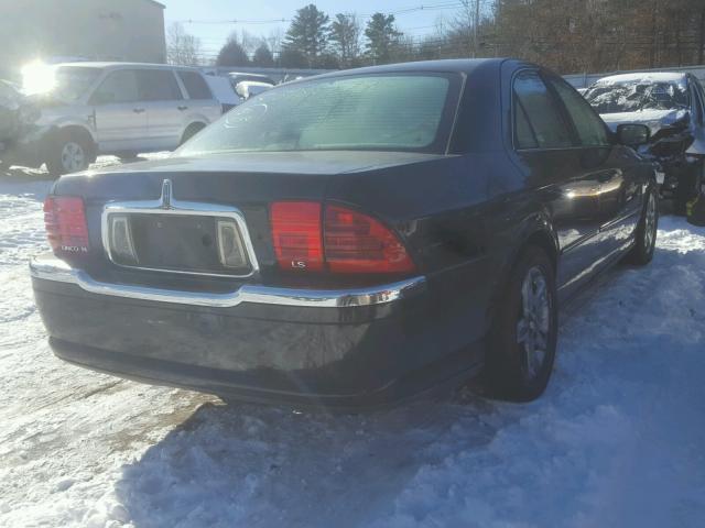 1LNHM86S42Y710677 - 2002 LINCOLN LS 黑色 照片 4