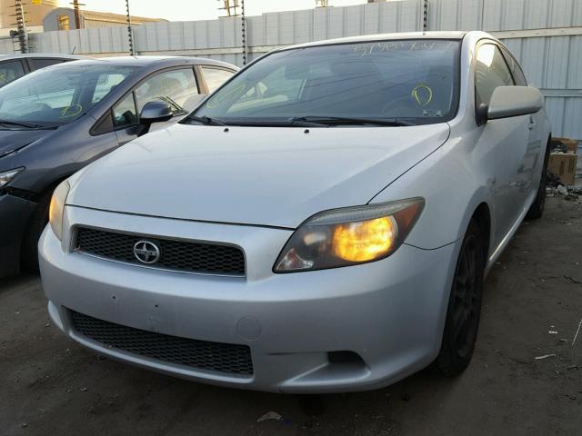 JTKDE167260093957 - 2006 TOYOTA SCION TC SILVER photo 2