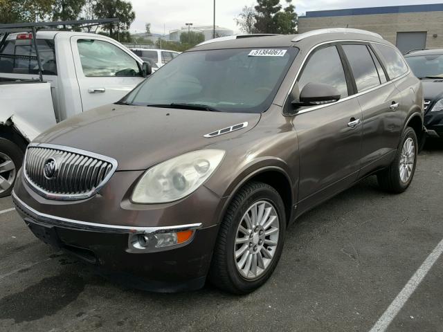 5GAER23738J183756 - 2008 BUICK ENCLAVE CX BROWN photo 2