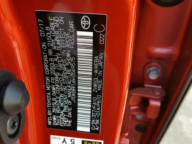 JTDKBRFU6H3569575 - 2017 TOYOTA PRIUS RED photo 10