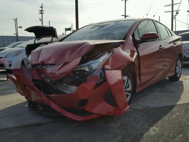 JTDKBRFU6H3569575 - 2017 TOYOTA PRIUS RED photo 2