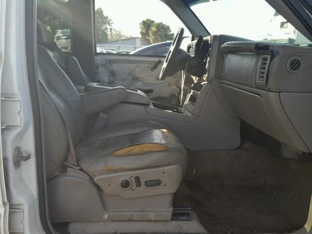 1GCHK23D57F149843 - 2007 CHEVROLET SILVERADO WHITE photo 5