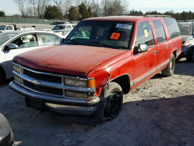 3GNEC16R7VG194254 - 1997 CHEVROLET SUBURBAN C RED photo 2