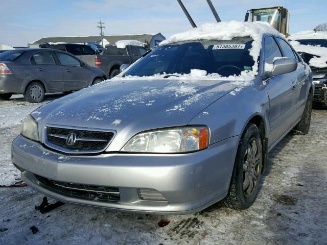 19UUA5662YA013184 - 2000 ACURA 3.2TL SILVER photo 2