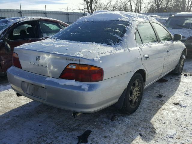 19UUA5662YA013184 - 2000 ACURA 3.2TL SILVER photo 4